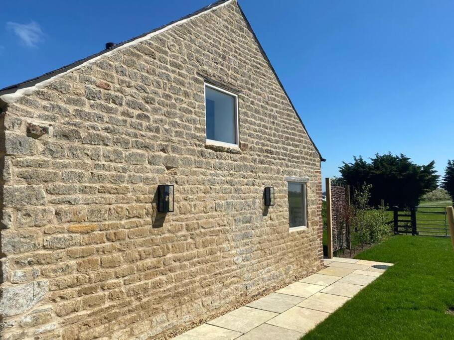 Linseed Barn- Stamford Holiday Cottages Esterno foto